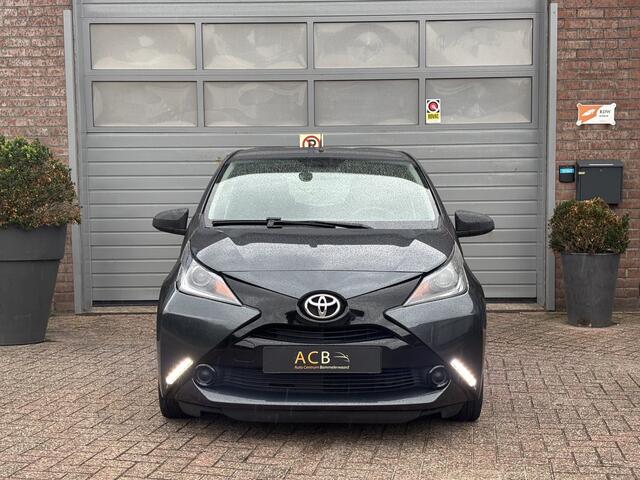 Toyota AYGO 1.0 VVT-i x-fun