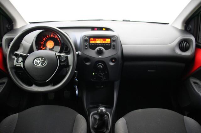 Toyota AYGO 1.0 VVT-I X-Fun Sport 5 Deurs - Airco, Multifunctioneel stuur, Bluetooth
