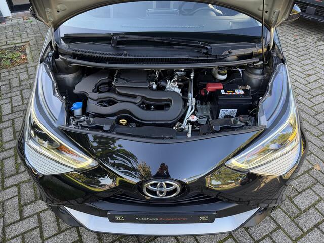 Toyota AYGO 1.0 VVT-i x-play Automaat | 59.493 KM | Camera | Airco | 5-Deurs | LM Velgen