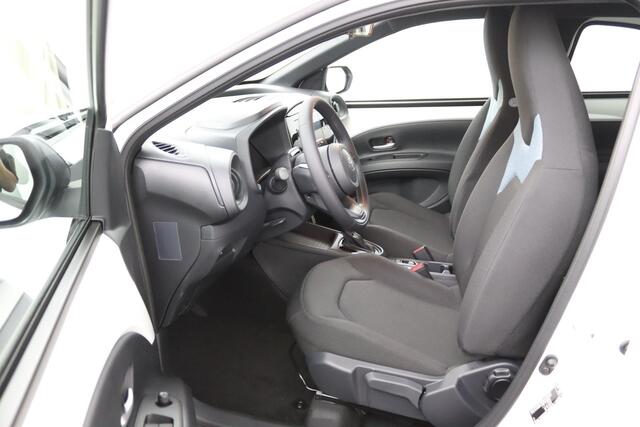 Toyota AYGO X Hybrid 115 play | Nieuwe Auto | Go Pack | €1500 Korting |