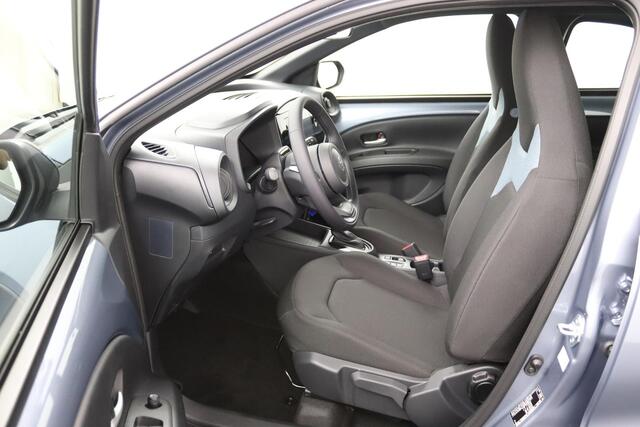 Toyota AYGO X Hybrid 115 play | Nieuwe Auto | Uit Voorraad Leverbaar | €1500 Korting |