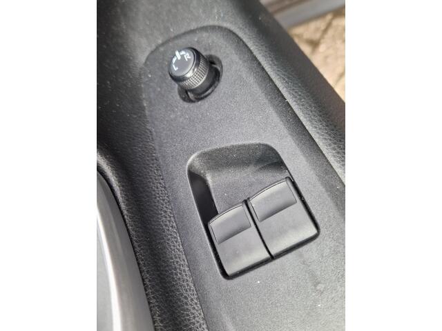 Toyota AYGO X 1.0 VVT-i MT Play