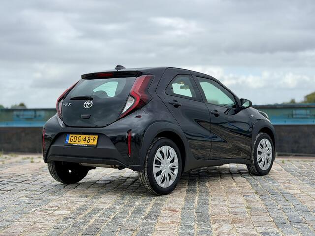Toyota AYGO X 1.0 VVT-i S-CVT Play AUTOMAAT|Carplay|ACC|Camera