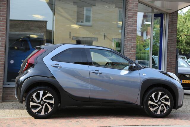 Toyota AYGO X 1.0 VVT-i MT Pulse Navi Carplay Camera ACC