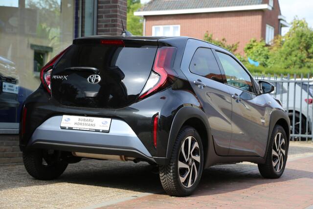 Toyota AYGO X 1.0 VVT-i MT Pulse Navi Carplay Camera ACC