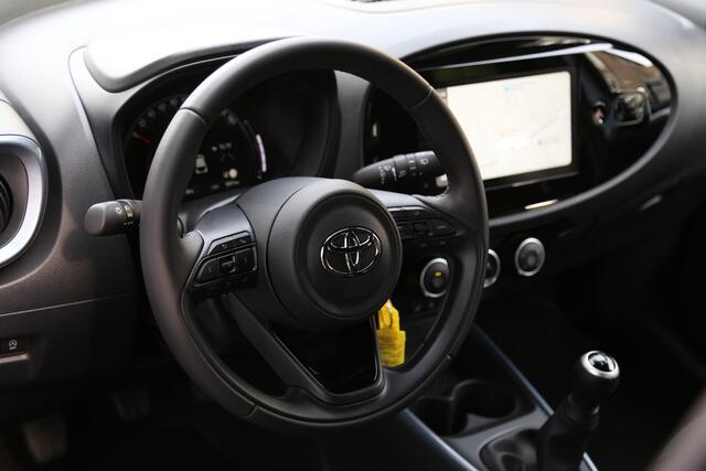 Toyota AYGO X 1.0 VVT-i MT Pulse Navi Carplay Camera ACC