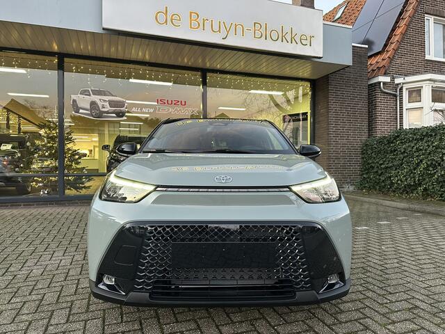Toyota AYGO X Hybrid 115 pulse stoelverwarming / keyless start / parkeersensoren voor + achter / Navigatie / Apple Carplay / Android Auto / parkeercamera / 10 jaar Toyota garantie / rijklaarprijs incl. Toyota Pechhulppas