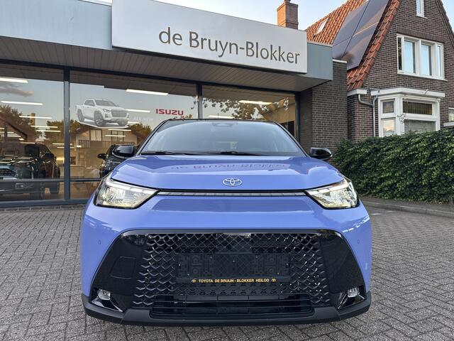 Toyota AYGO X Hybrid 115 pulse stoelverwarming / keyless start / parkeersensoren voor + achter / Navigatie / Apple Carplay / Android Auto / parkeercamera / 10 jaar Toyota garantie / rijklaarprijs incl. Toyota Pechhulppas