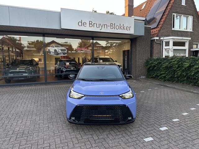 Toyota AYGO X Hybrid 115 pulse stoelverwarming / keyless start / parkeersensoren voor + achter / Navigatie / Apple Carplay / Android Auto / parkeercamera / 10 jaar Toyota garantie / rijklaarprijs incl. Toyota Pechhulppas