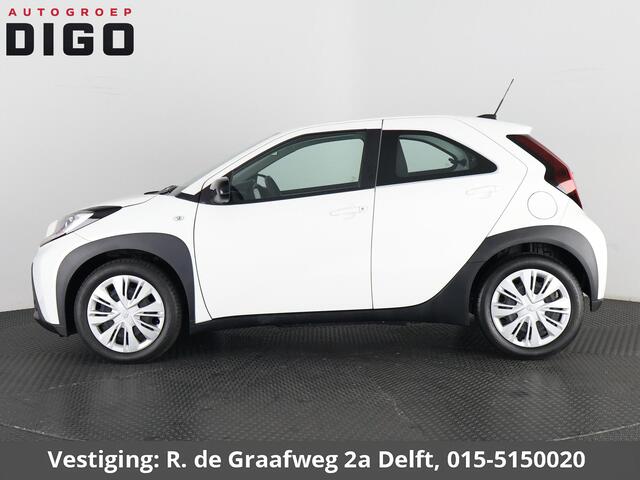 Toyota AYGO X 1.0 VVT-i MT Play | SLECHTS 5.300 KM! | Apple Carplay & AndroidAUTO | Camera | 1e eigenaar |