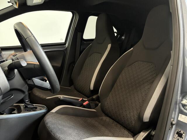 Toyota AYGO X 1.0 VVT-i Automaat Pulse Navigatie Apple Carplay/Android Auto Camera Climate Control Adaptive Cruise Control Two Tone