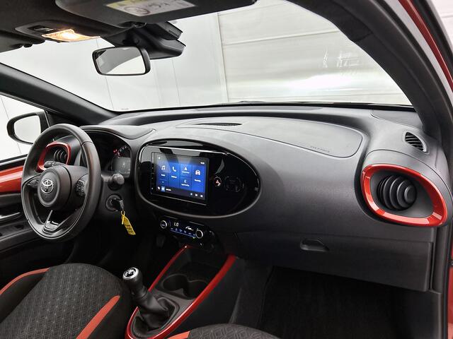 Toyota AYGO X 1.0 VVT-i MT Pulse | Dealer onderhouden | Climate Control | All season banden | LED verlichting | Cruise Control Adaptive | Apple CarPlay/Android Auto | Achteruitrijcamera |