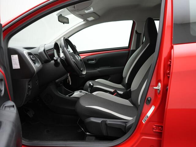 Toyota AYGO 1.0 VVT-i x-play