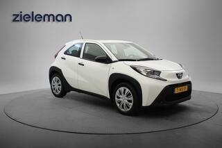 Toyota AYGO 1.0 VVT-i MT - Carplay, Adaptive Cruise,