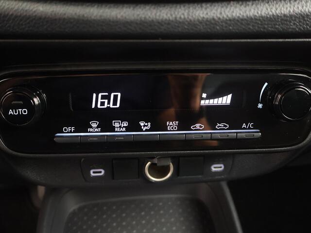 Toyota AYGO X Hybrid 115 play | BTW voertuig | Apple CarPlay/Android Auto | Climate Control | Cruise Control Adaptive | Achteruitrijcamera | Bluetooth | Elektrische ramen voor | Elektrisch verstelbare buitenspiegels | fotostudio