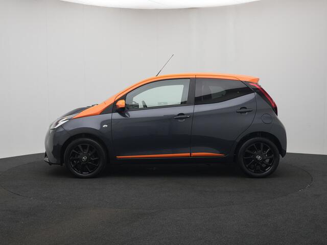 Toyota AYGO 1.0 VVT-i x-JBL