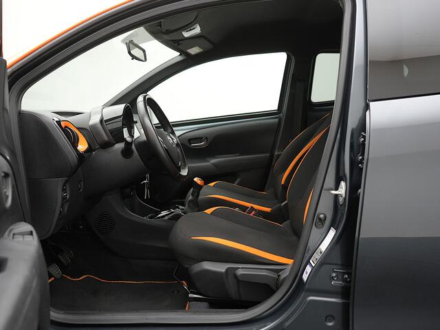 Toyota AYGO 1.0 VVT-i x-JBL