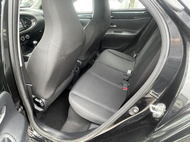 Toyota AYGO X 1.0 VVT-i MT Play