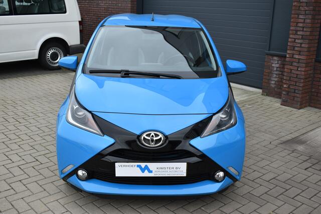 Toyota AYGO 1.0 VVT-i x-sport