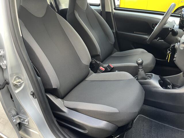 Toyota AYGO 1.0 VVT-i x-fun Airco Cruise controle 5-Deurs Telefoonverbinding Stuurwielbediening 4-Persoons