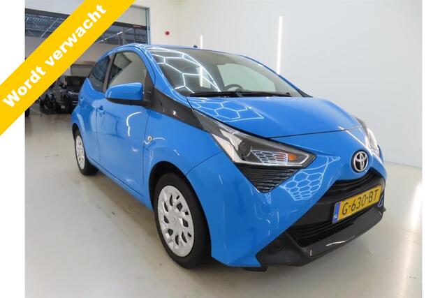 Toyota AYGO 1.0 VVT-i x-Play Lim! 1e Eig! Camera! Carplay! VERWACHT!!