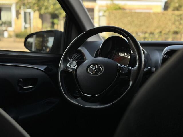 Toyota AYGO 1.0 VVT-i x-joy Apple Carplay/Android Auto /Camera/ECC.