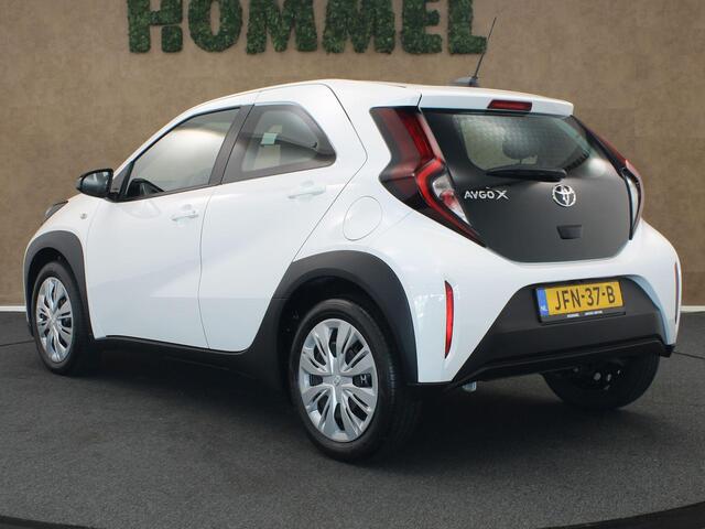 Toyota AYGO X 1.0 VVT-i MT Play - ORIGINEEL NEDERLANDSE AUTO - AFKOMSTIG VAN 1E EIGENAAR - AIRCO - ADAPTIEVE CRUISE CONTROL - CAMERA - APPLE CARPLAY/ ANDROID AUTO - 17 INCH WIELEN - LICHTSENSOR - ELEKTRISCHE RAMEN VOOR - ELEKTRISCH BEDIENBARE BUITENSPIEGELS
