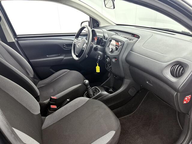 Toyota AYGO 1.0 VVT-i x-fun | Dealer onderhouden | Bluetooth | Airco | Elektrische ramen voor |