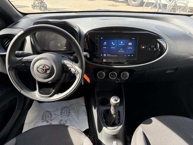 Toyota AYGO X 1.0 VVT-i MT Play