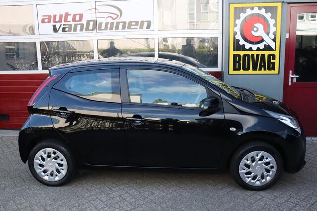 Toyota AYGO 1.0 VVT-i x-play O.a: Camera, Carplay, Airco, Bluetooth, Rijklaar, Etc. All-in prijs!