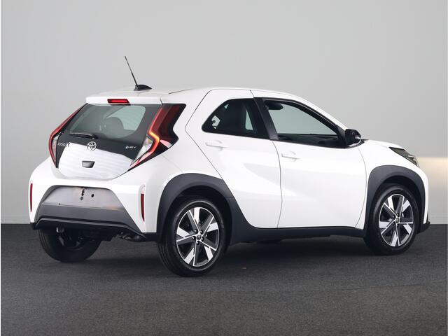 Toyota AYGO X Hybrid 115 play | Apple CarPlay / Android Auto (Navigatie) |