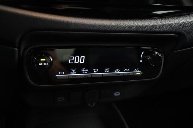 Toyota AYGO X Hybrid 115 play | Apple CarPlay / Android Auto (Navigatie) |