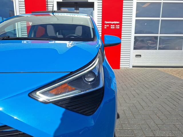 Toyota AYGO 1.0 VVT-i x-cite met elektrisch cabrio dak – foto 6