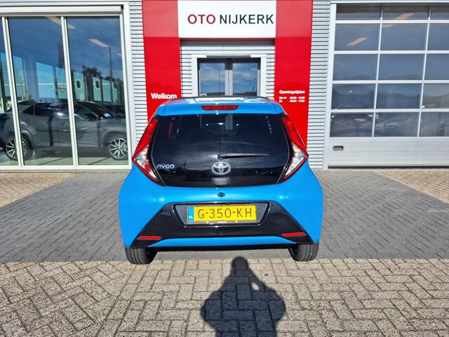 Toyota AYGO 1.0 VVT-i x-cite met elektrisch cabrio dak – foto 8