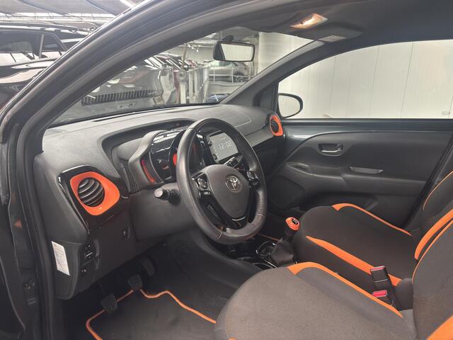 Toyota AYGO 1.0 VVT-i x-JBL