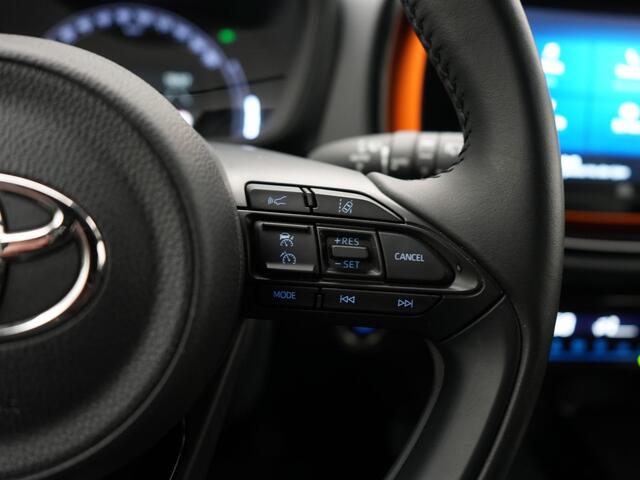 Toyota AYGO X 1.0 VVT-i MT Limited VOL! | Dealer onderhouden | JBL | Parkeersensoren V+A | Trekhaak | Stoelverwarming |