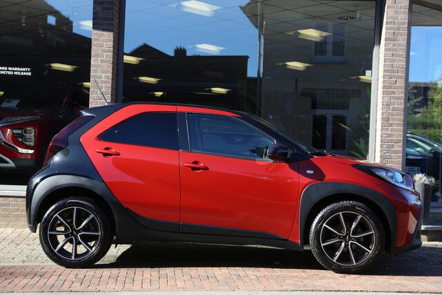 Toyota AYGO X 1.0 VVT-i MT Pulse Navi Carplay ACC Camera 12.700km!!
