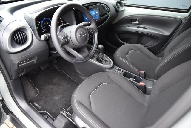 Toyota AYGO X Hybrid 115 envy Adaptieve Cruise - Stoelverwarming