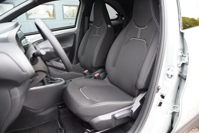 Toyota AYGO X Hybrid 115 envy Adaptieve Cruise - Stoelverwarming
