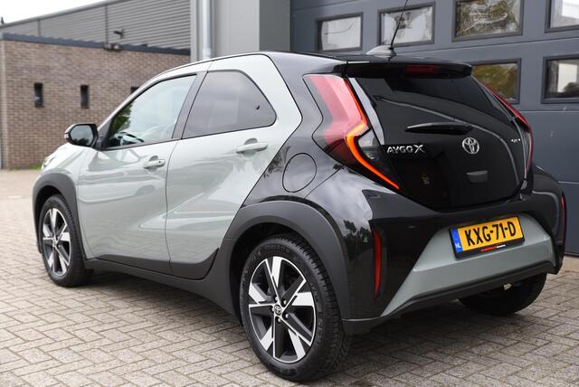 Toyota AYGO X Hybrid 115 envy Adaptieve Cruise - Stoelverwarming