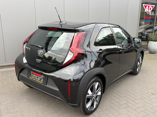 Toyota AYGO X Hybrid 116PK Automaat Nieuw uit voorraad! Camera/ Adapt. Cruise/ Carplay- Android auto