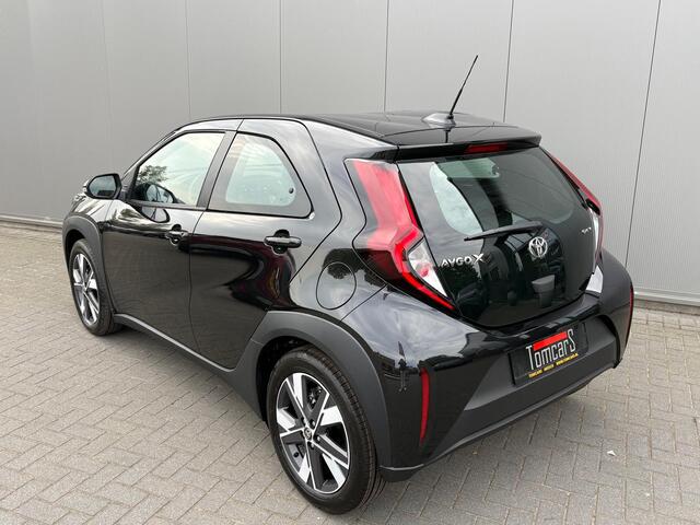 Toyota AYGO X Hybrid 116PK Automaat Nieuw uit voorraad! Camera/ Adapt. Cruise/ Carplay- Android auto