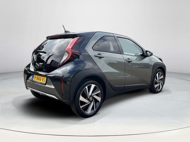 Toyota AYGO X 1.0 VVT-i MT Envy | JBL audio | LED koplampen | Carplay | Parkeercamera | 18 inch LM-velgen |