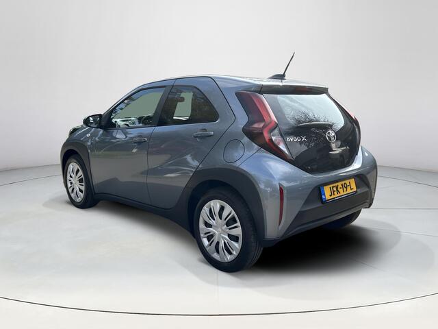 Toyota AYGO X 1.0 VVT-i MT Play