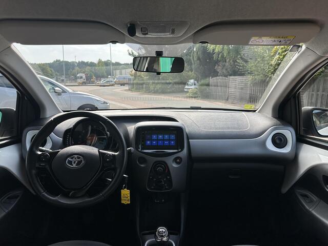 Toyota AYGO 1.0 VVT-i x-play limited | Airco | Camera | Apple Carplay en Android Auto
