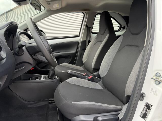 Toyota AYGO X 1.0 VVT-i MT | Nieuw Binnen! | Airco | Cruise | Lane Assist