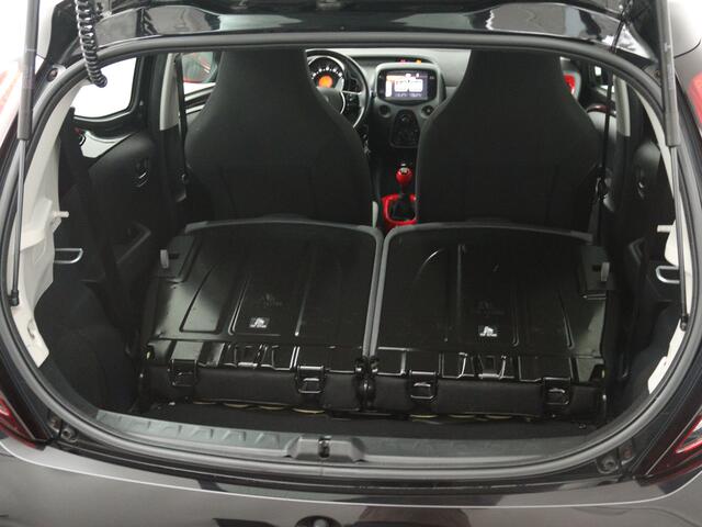 Toyota AYGO 1.0 VVT-i x-play | Cabriodak | Camera | Carplay | Bi-color |