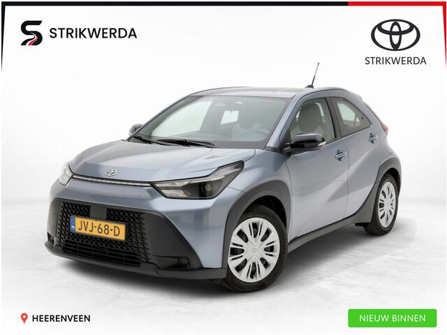 Toyota AYGO X Hybrid 115 play