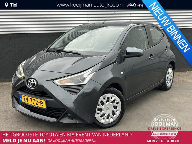 Toyota AYGO 1.0 VVT-i x-play limited Achteruitrijcamera, NL-auto, Nieuw geleverd en dealeronderhouden, Airco, 5-deurs