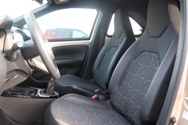 Toyota AYGO X 1.0 VVT-i MT Envy, Apple Carplay, JBL, Cruise control, Parkeercamera! – foto 10